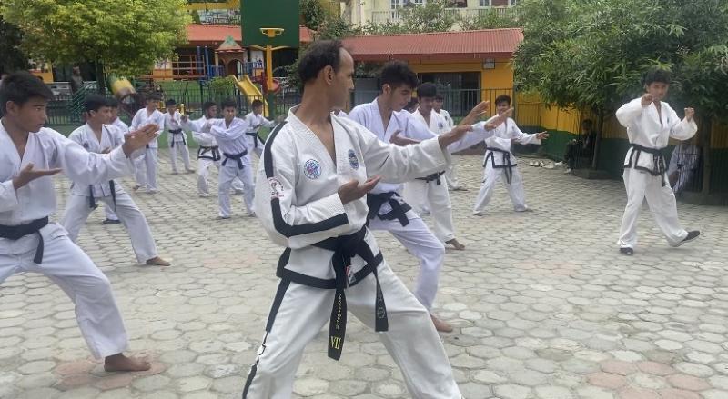17. Yoo-Sin